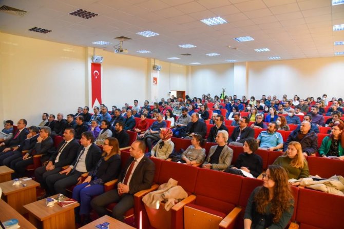 Bşeü’de Eğitim Öğretim Süreçlerinde Kalite Hakkında Bilgilendirmeler Yapıldı