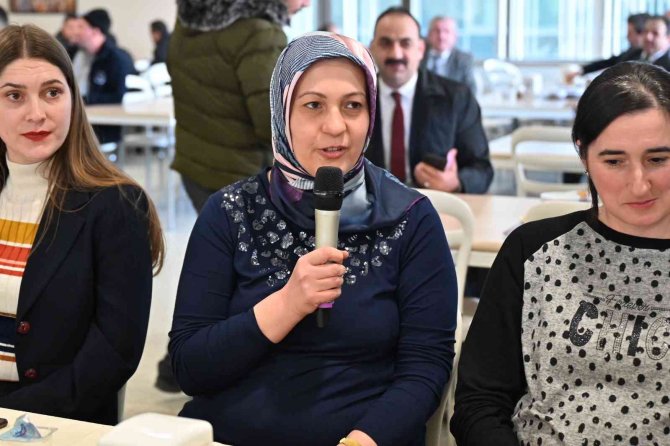 Her 103 Saniyede 1 Çağrıya Cevap Verildi