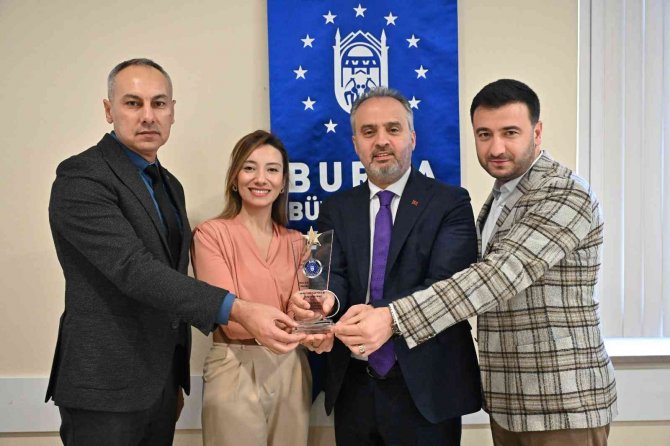 Her 103 Saniyede 1 Çağrıya Cevap Verildi