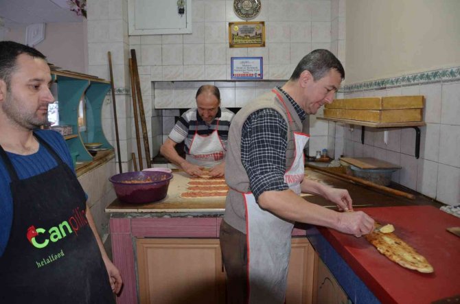 Coğrafi İşaret Alan Emet Pidesinde Sıkı Denetim