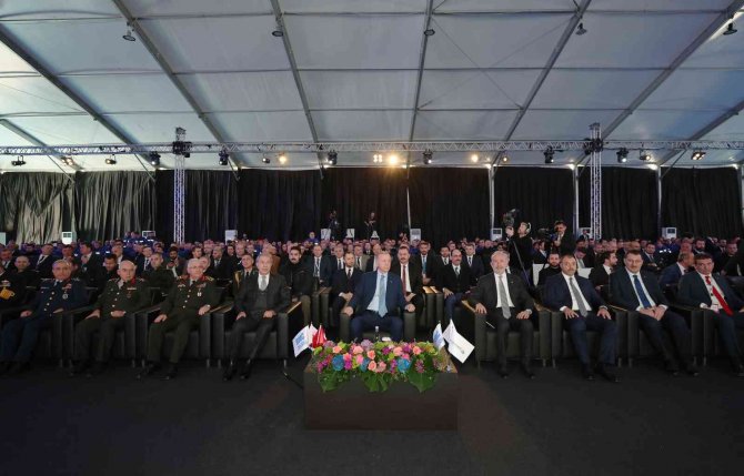 Cumhurbaşkanı Erdoğan’dan Savunma Sanayi Mesajı: "2023 Çok Mühim Gelişmelerin Yaşandığı, Müjdelerle Dolu Bir Sene Olacak"