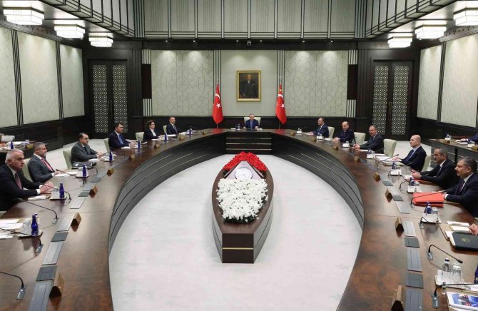 Cumhurbaşkanlığı Kabinesi, Cumhurbaşkanı Recep Tayyip Erdoğan Başkanlığında Beştepe’de Toplandı.