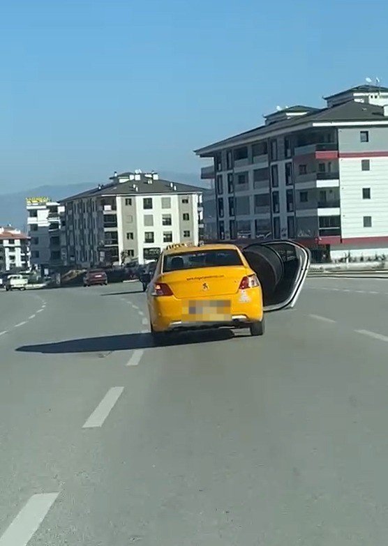 Taksiye Sığmayan Kazanın Tehlikeli Yolculuğu