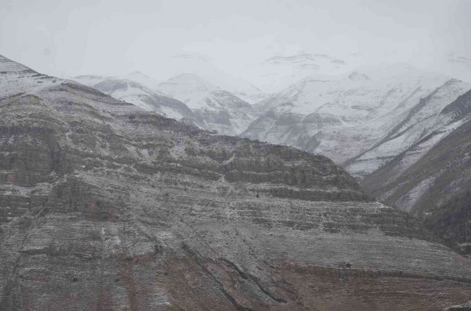Şırnak, Uzun Zaman Sonra Karla Buluştu