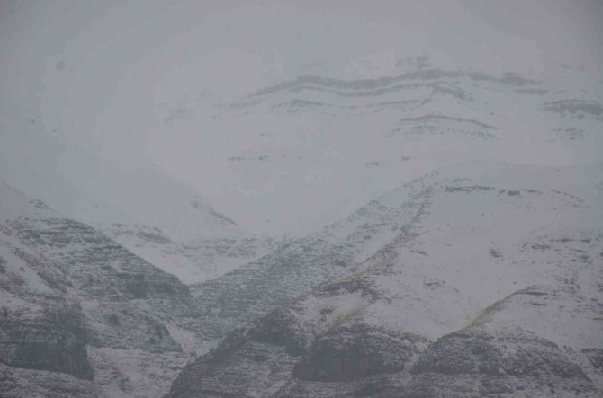Şırnak, Uzun Zaman Sonra Karla Buluştu