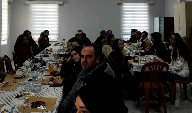Düzce Yürüyor Yüzler Gülüyor Devam Ediyor