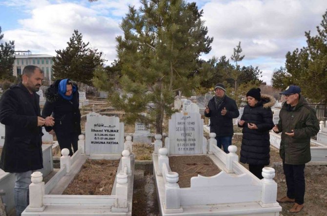 Ermed Vefat Eden Gazetecileri Andı
