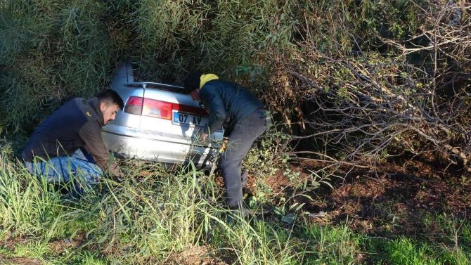 Köpeğe Çarpmamak İçin Ölümden Döndü