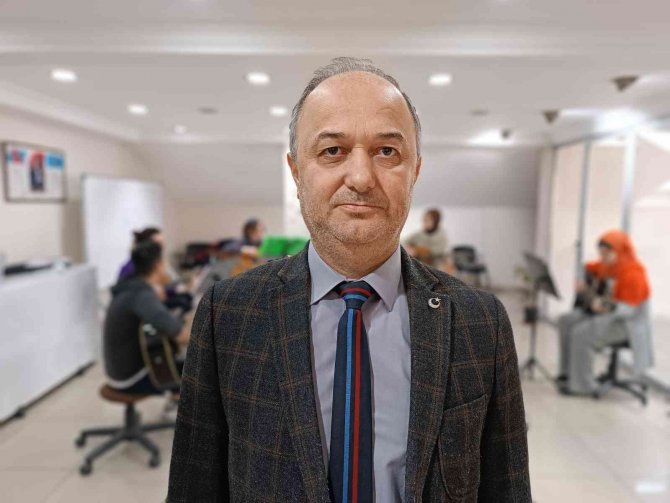 Hem Meslek Öğrendiler Hem Sosyalleştiler