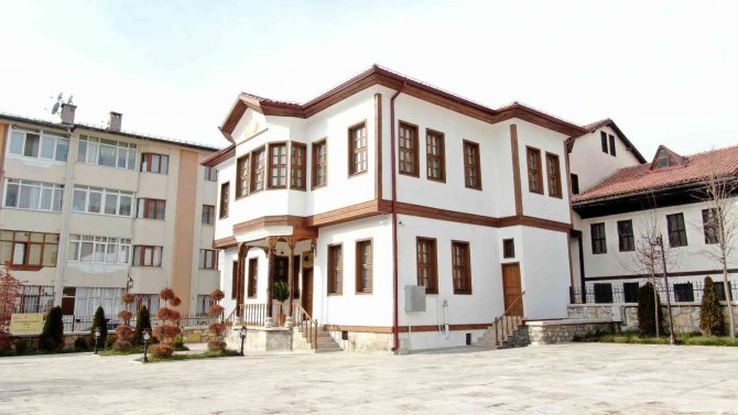 Harabeydi Üreten Kadınlara Eğitim Yuvası Oldu