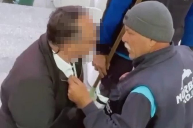 Temizlik Görevlisine Tokat Atan Adam Serbest Bırakıldı