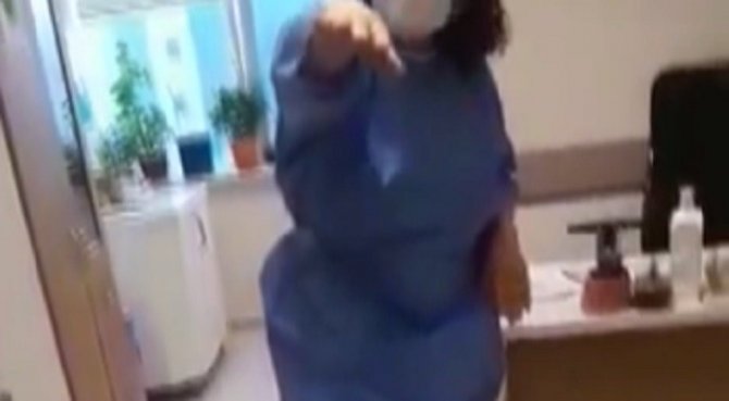 Hastanede Maske Takmak İstemeyen Hasta, Zor Anlar Yaşattı