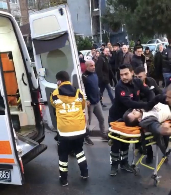 Kağıthane’de Silahlı Saldırı: 1 Ölü, 2 Yaralı