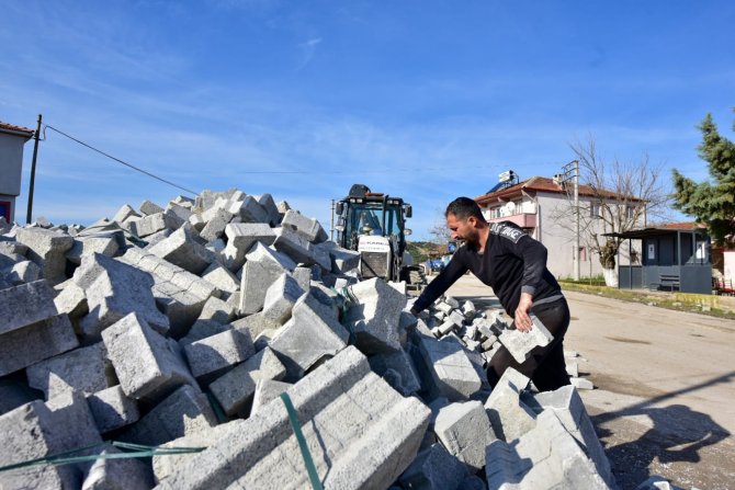 Karesi’ye 4 Yılda 468 Bin Metrekare Kilit Parke Taşı Döşendi