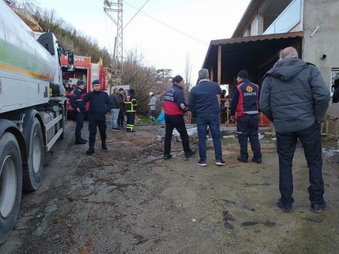 Alevlere Teslim Olan Evdeki Yaşlı Adam Hayatını Kaybetti