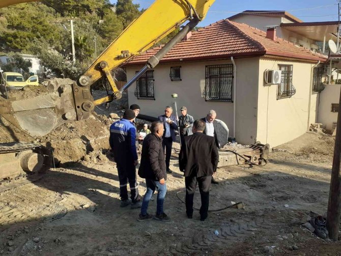 Göynük Mahallesi’nde Alt Yapı Çalışmaları Sürüyor