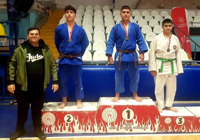 Manisa’da Ümitler Judo İ̇l Birinciliği Müsabakaları Düzenlendi