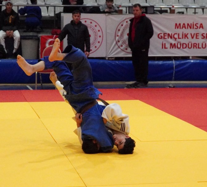Manisa’da Ümitler Judo İ̇l Birinciliği Müsabakaları Düzenlendi