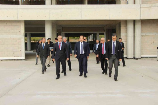 Vali Pehlivan: "Mdto’nun Eğitim Yatırımlarını Takdirle Karşılıyoruz”