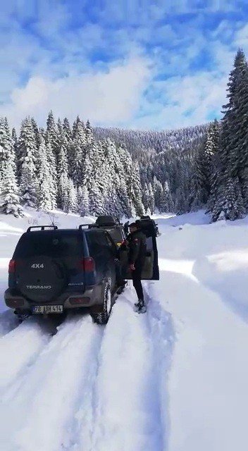 Kar Kalınlığının 50 Santimetreyi Bulduğu Karabük’te, Arazi Araçlarıyla Karın Keyfini Çıkardılar