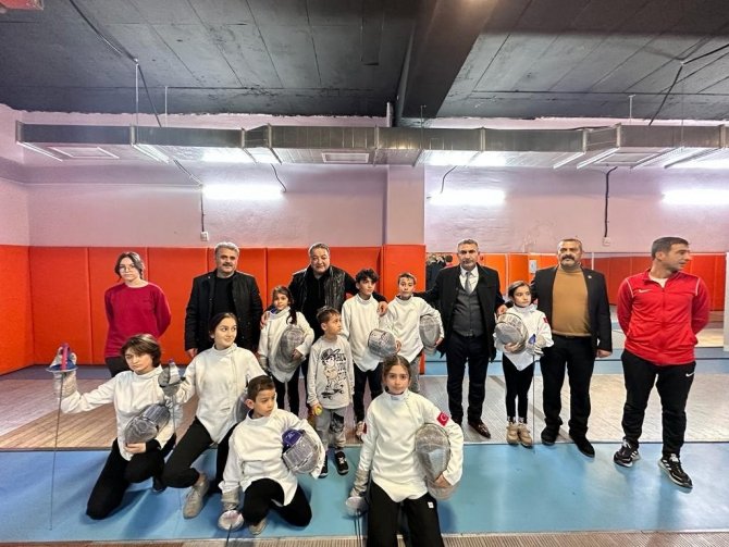 Milletvekili Fendoğlu, Hafta Sonunu Spor Yapan Gençlerle Geçirdi