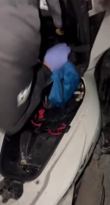 Şişli’de Motosikletin Deposundan Uyuşturucu Fışkırdı