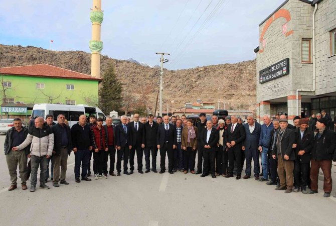 Vali Koç, Köy Ve Kasabalarda Vatandaşlarla Buluşuyor