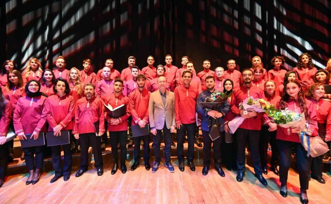 Sanat Akademisi Müzik Topluluğu İlk Kez Sahne Aldı