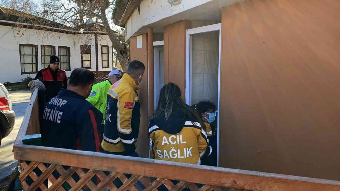 Umumi Tuvalette Kalp Krizi Geçiren Yaşlı Adam Hayatını Kaybetti