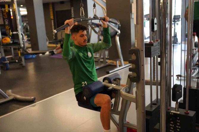 Çaykur Rizespor Hazırlıklarını Sürdürüyor