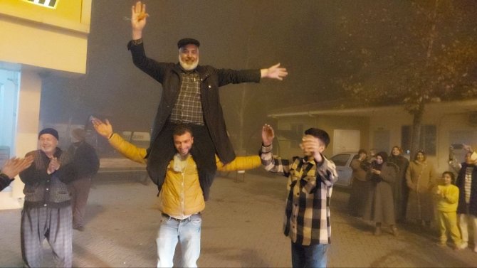 Suriyeli Hamo 53 Yaşında Askere Uğurlandı