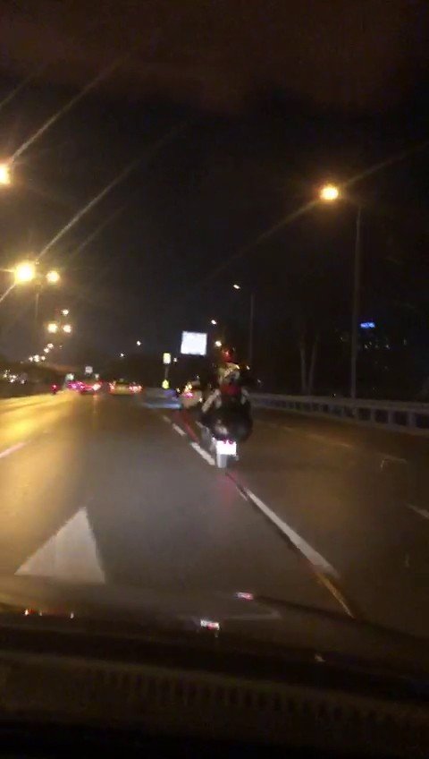 Motosikletlilerin Tek Teker Terörü Kamerada