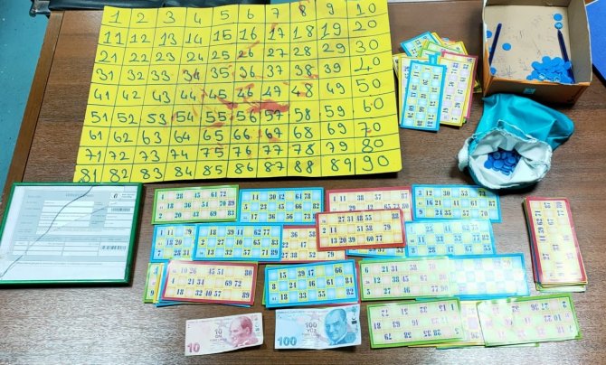 Adana’da 12 Kahvehaneye 178 Bin 420 Lira Kumar Cezası