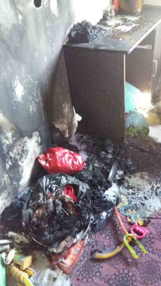 Besni’deki Ev Yangının Da ‘Kundaklama’ İddiası