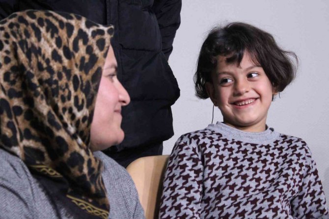 Kader’in Sessiz Dünyası İ̇zmir’de Şenlendi