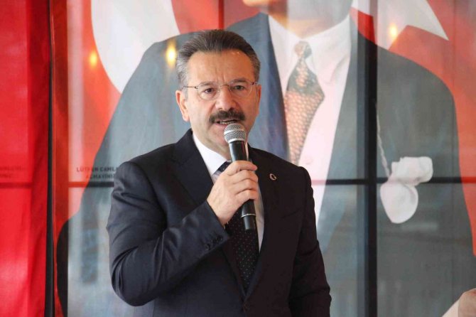 Vali Aksoy, Gazeteciler İle Kahvaltıda Buluştu