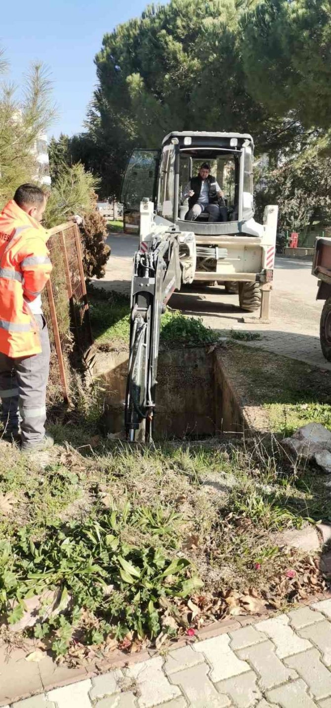 Edremit Belediyesi Yağışlara Karşı Hazır