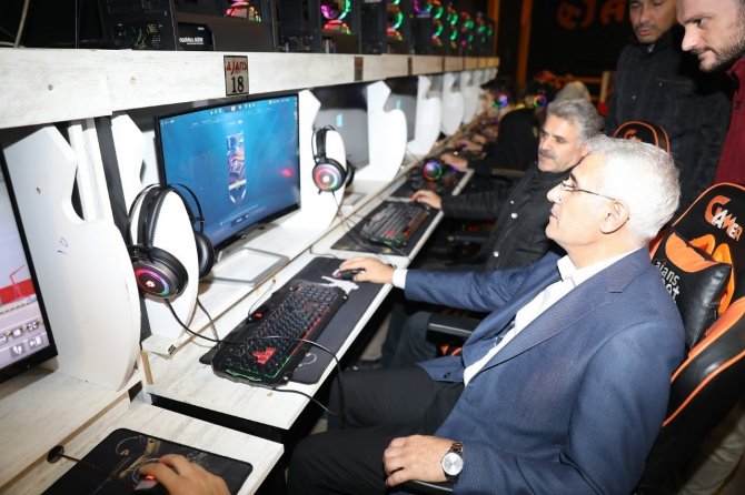 Heyecan Ve Rekabet Dolu E-spor Turnuvası Sona Erdi