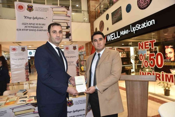 Ahlat T Tipi Kapalı Ve Açık Ceza İ̇nfaz Kurumu Müdürlüğü’nde "Kitap İyileştirir" Kitap Bağış Kampanyası