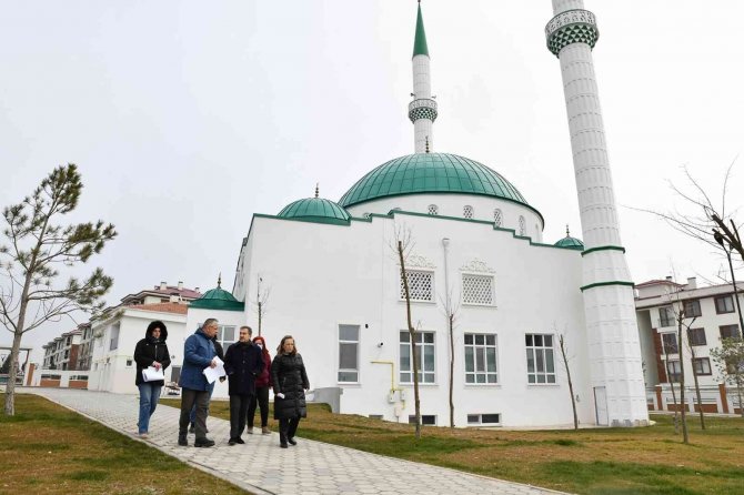 Başkan Ataç Yapımı Süren Parkları İnceledi
