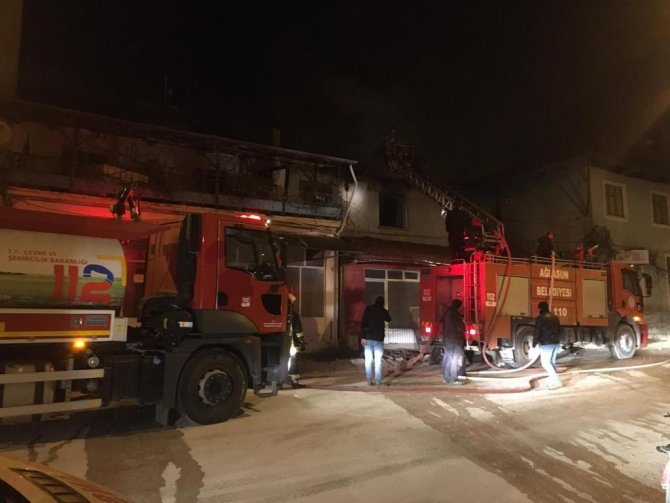 Burdur’daki Yangında Dumandan Etkilenen Yaşlı Adam Hayatını Kaybetti