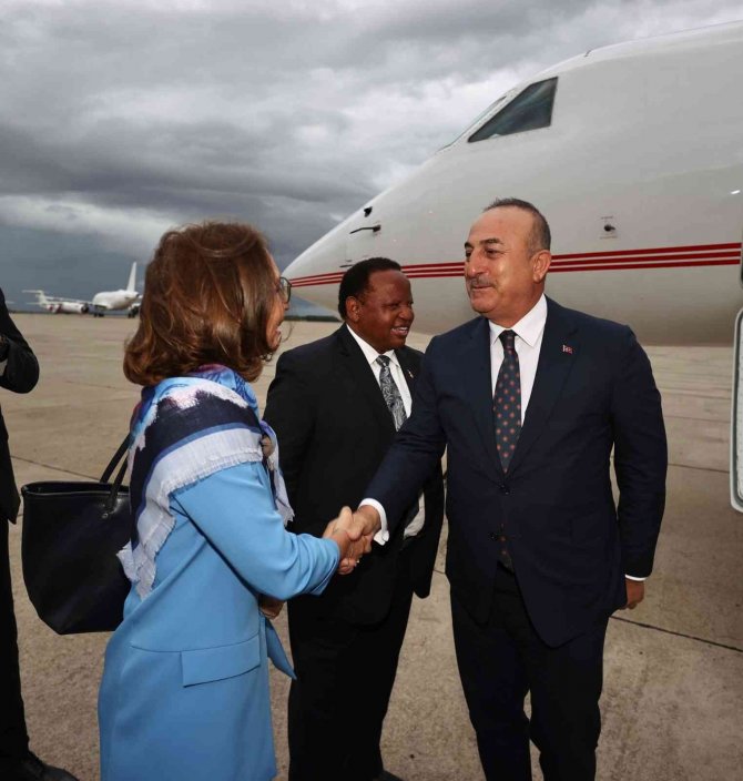 Dışişleri Bakanı Çavuşoğlu, Zimbabve’de