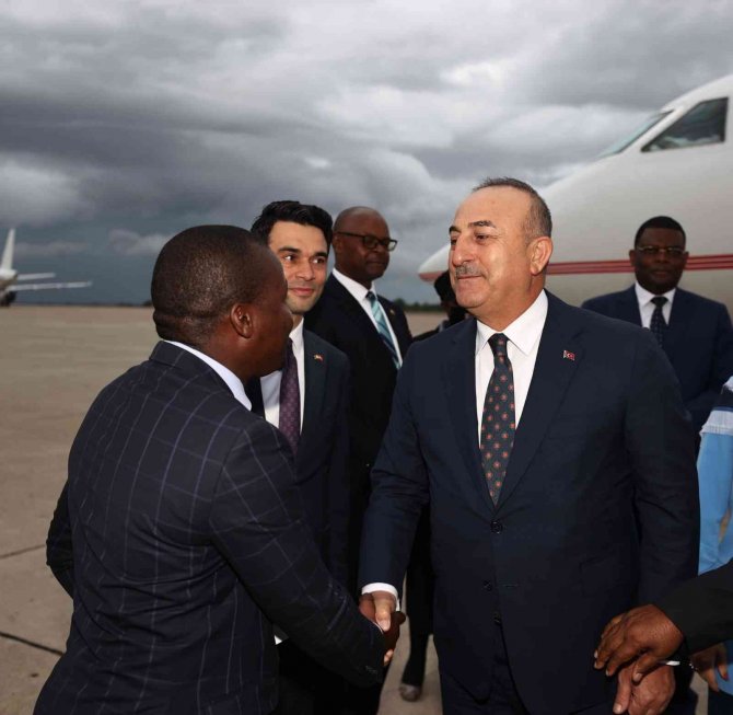 Dışişleri Bakanı Çavuşoğlu, Zimbabve’de