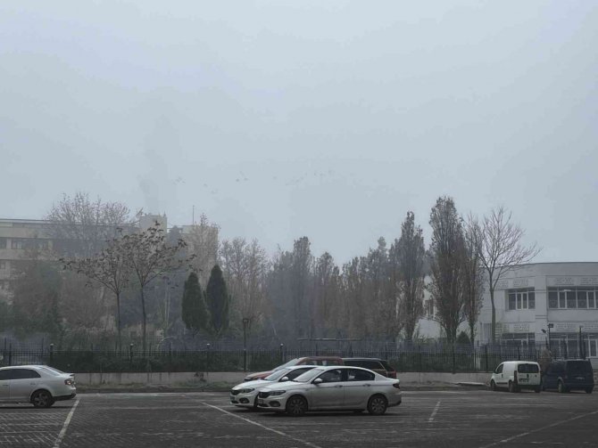 Diyarbakır’da Uçak Seferlerine ’Sis’ Engeli