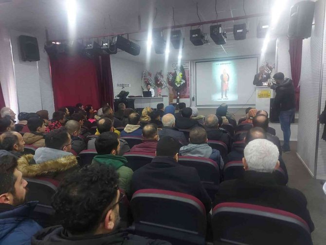 Kazada Hayatını Kaybeden Öğretmenin Okulunda Yas Var