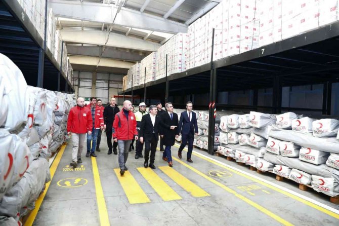 Atay’dan Kızılay Lojistik Merkezine İnceleme
