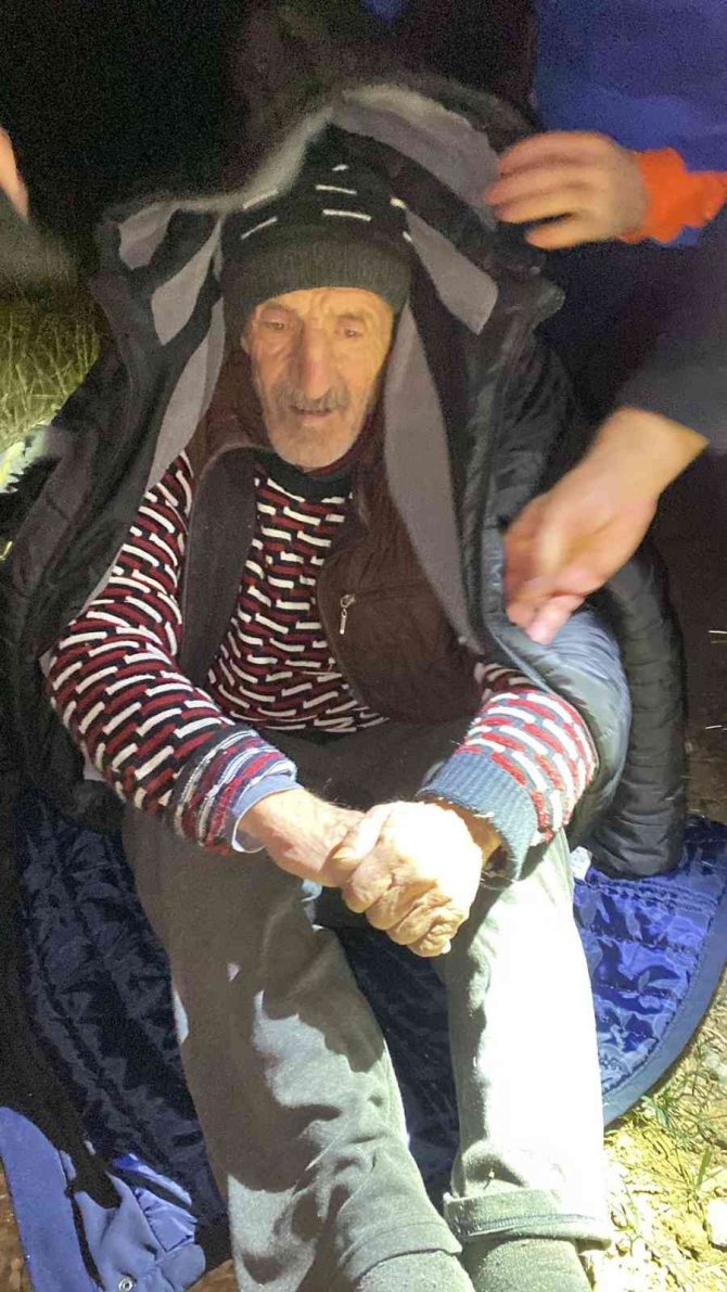 Alzheimer Hastası Yaşlı Adam 5 Saatlik Arama Sonucu Bulundu