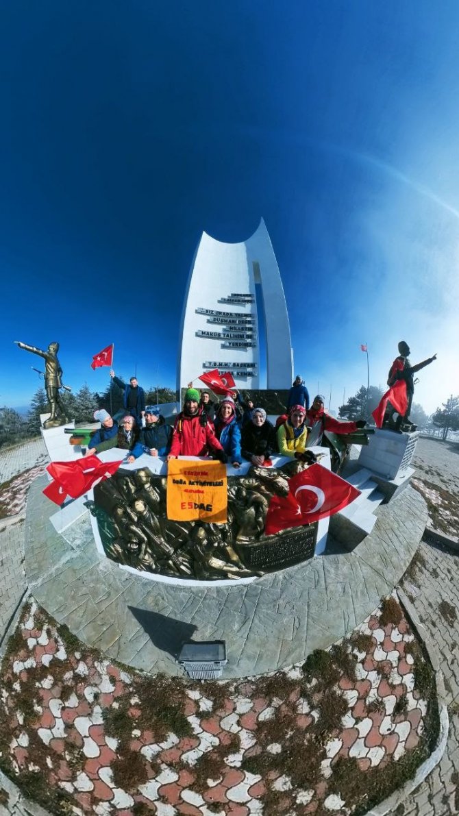 Doğa Tutkunları Metristepe’de 1. İ̇nönü Zaferi’ni Andı