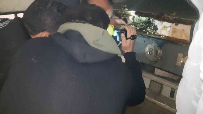 Habur Gümrük Kapısı’nda 330 Adet Kaçak Cep Telefonu Ele Geçirildi