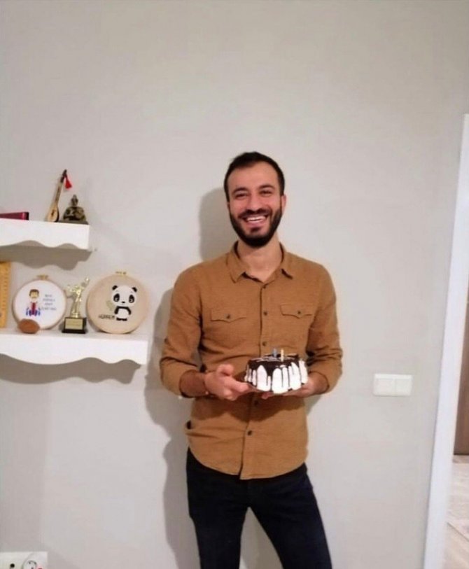 Genç Adam 7 Kurşunla Öldürülmüştü, Akrabası Gözaltında